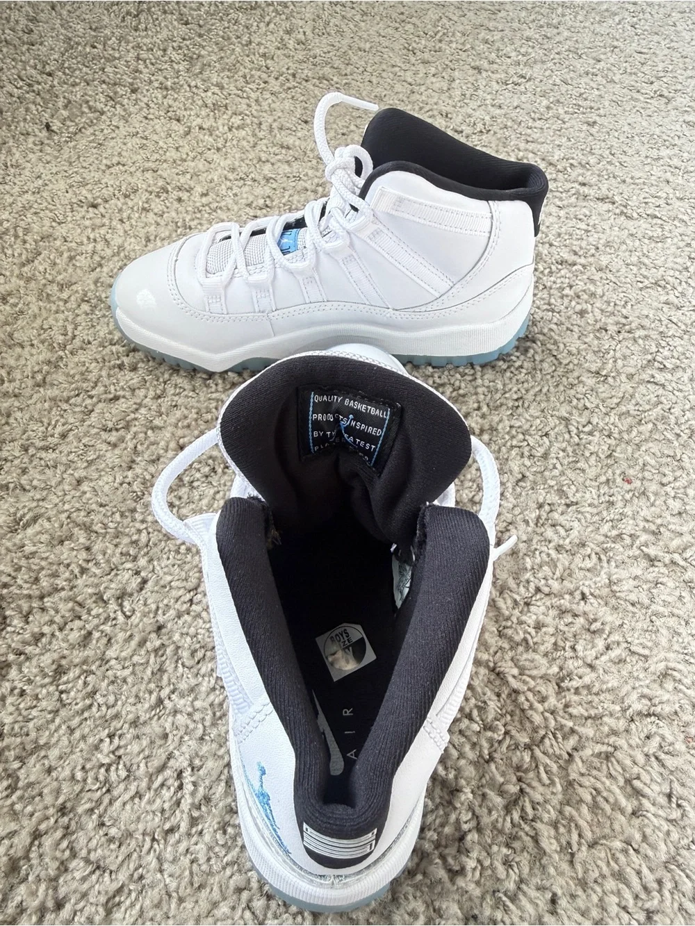 Air Jordan Retro 11 ‘Ledgend Blue’